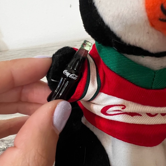 1999 Coca Cola Beanie Plush Penguin in hockey shirt - Picture 5 of 9